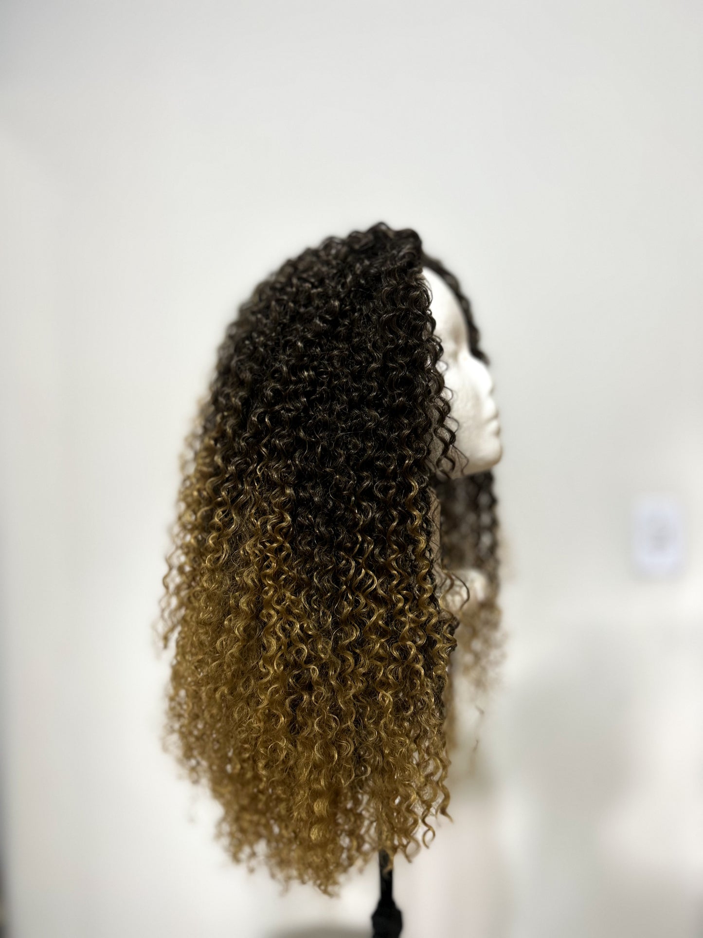 WIG E HALF WIG LINDA